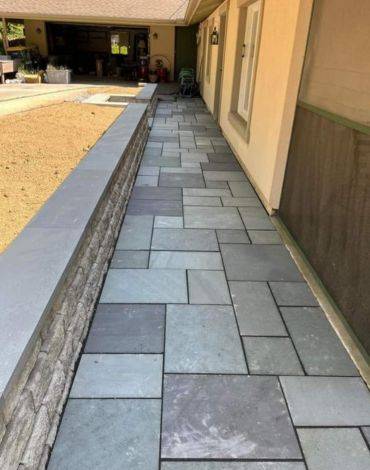 finished walkway using pavers from Burst Landscape Supply